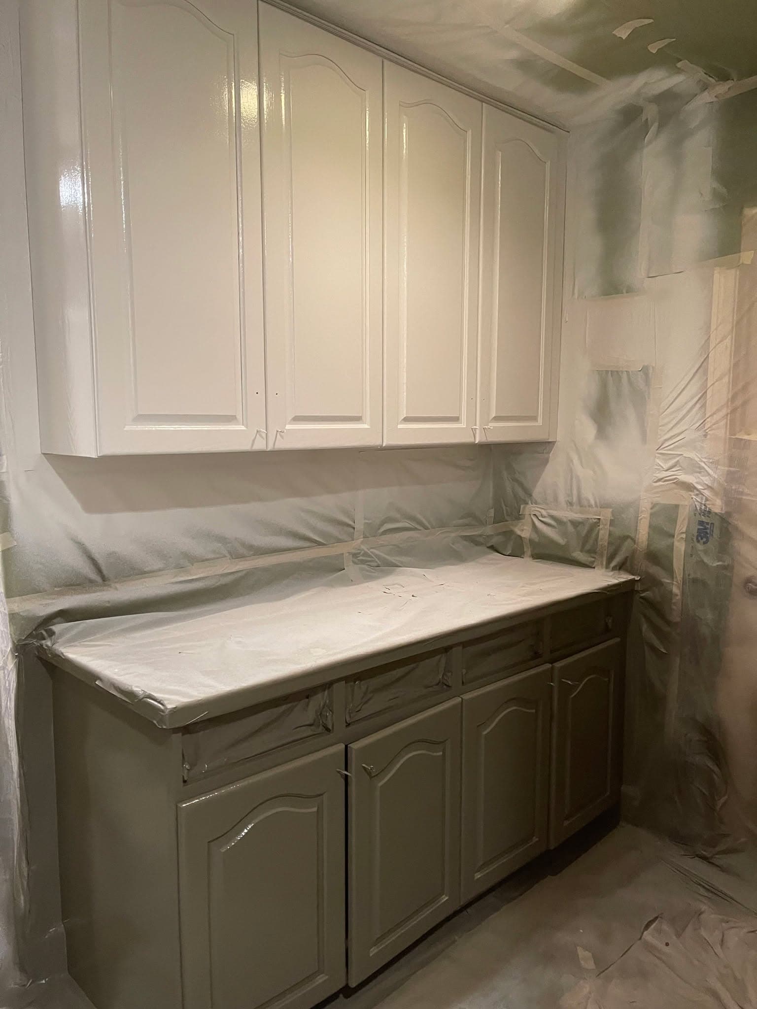 Kitchen Cabinet Refinishing vs Painting: What Homeowners Need to Know