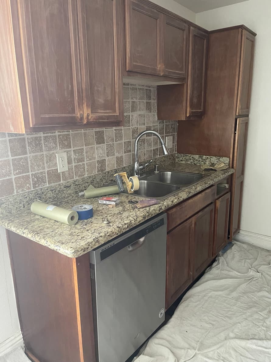 Kitchen and cabinets before repainting