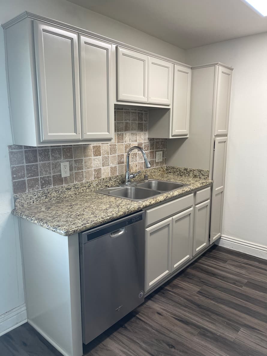 Kitchen and cabinets afterrepainting